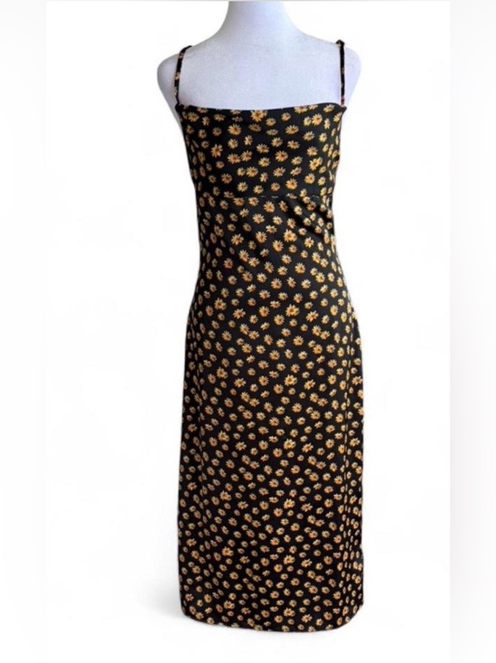 REVOLVE Dresses & Skirts - REVOLVE We Wore What ditsy daisies black yellow floral mid dress